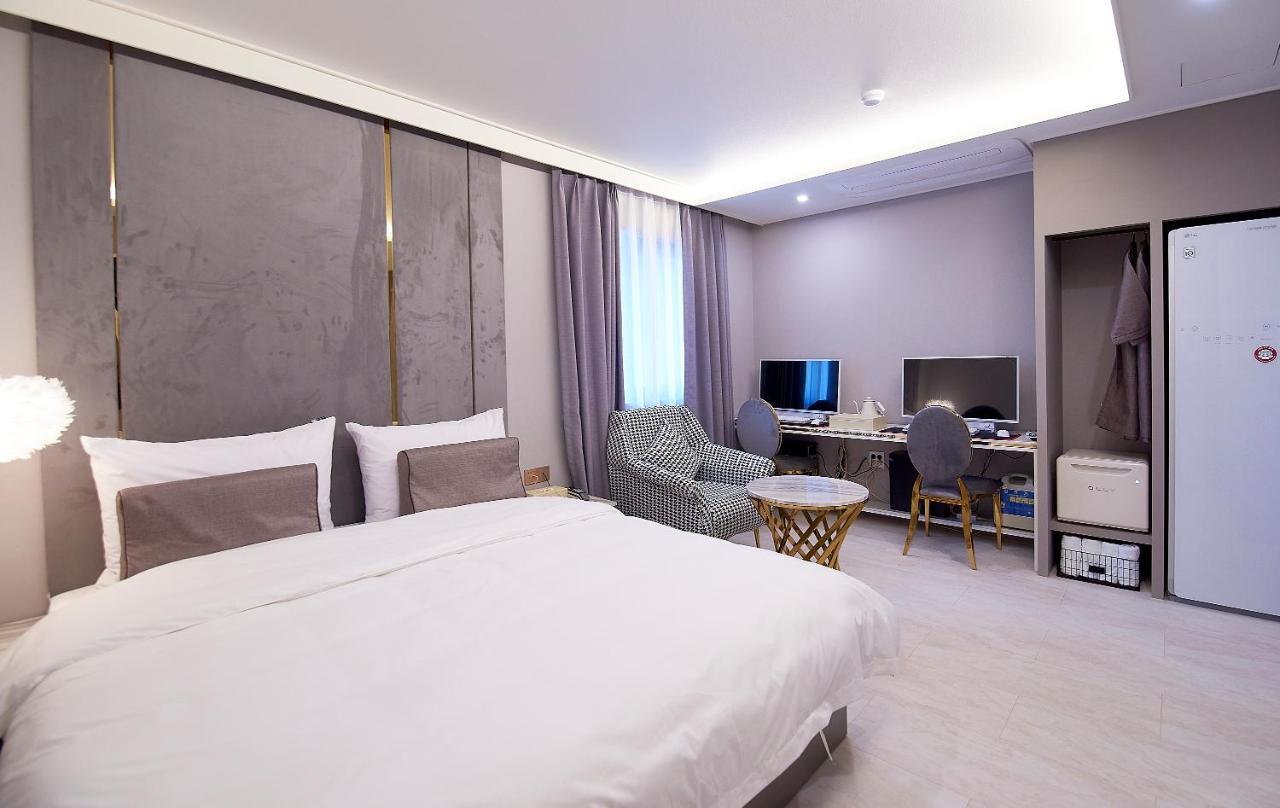 Denbasta Signature Hotel Пусан Экстерьер фото